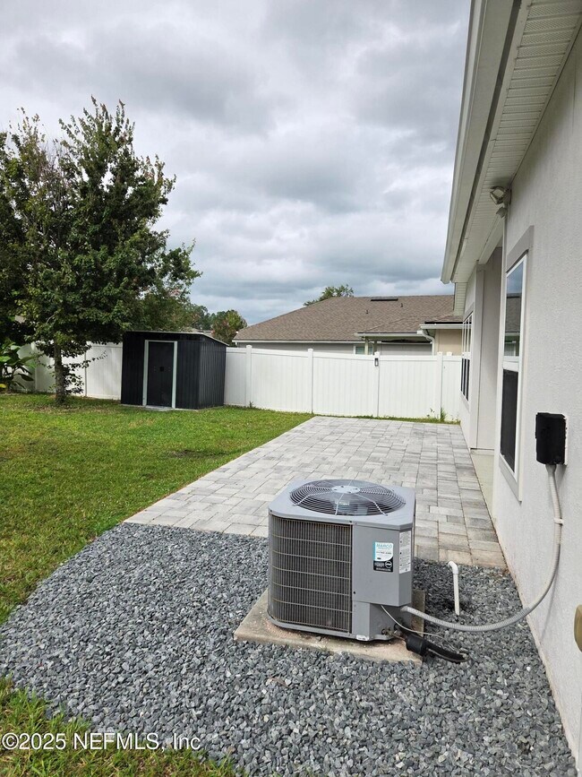 Building Photo - 10042 Andean Fox Dr