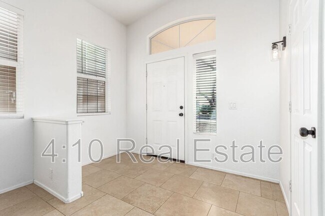 Building Photo - 31205 N 45th St