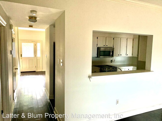 Building Photo - 2 br, 2.5 bath House - 1546 Lobdell Ave