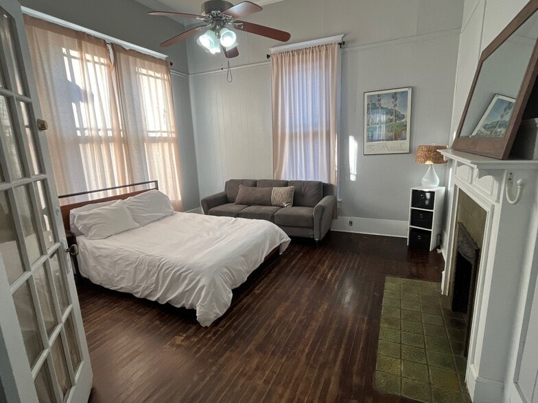 Building Photo - 624 N Highland Ave