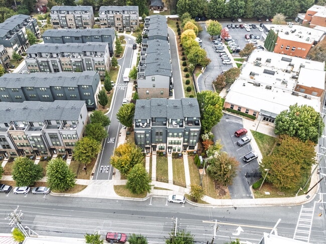 Building Photo - 418 W Tremont Ave