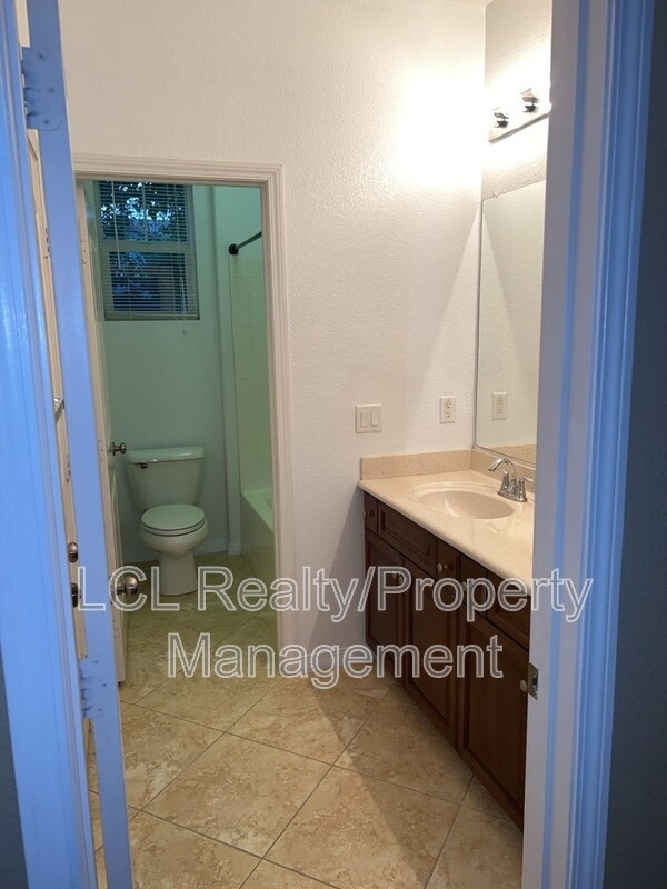Building Photo - 30364 Skipstone Way