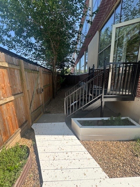 Building Photo - 1312 Live Oak St