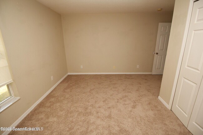 Building Photo - 1266 Buffing Cir SE