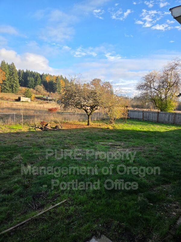 Building Photo - 32020 SE Wren Rd