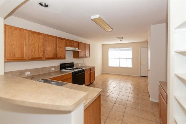Building Photo - 814 Bandon Ln