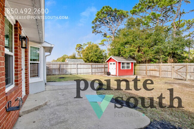 Building Photo - 1524 Sandcliff Dr