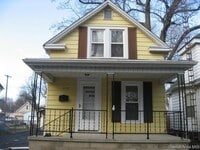 Building Photo - 2257 S 10th St