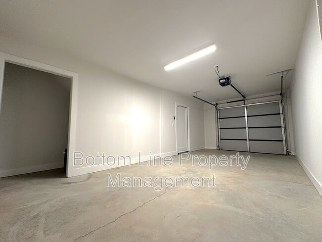 Building Photo - 1354 Briar Creek Rd