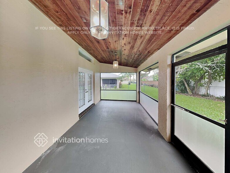 Building Photo - 7540 NW 21st Ct