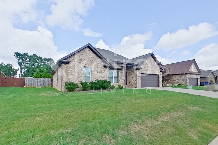 Building Photo - 117 Old Orchard Rd