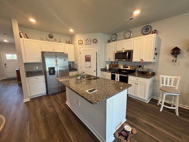 Building Photo - 4266 Coralbead Ln