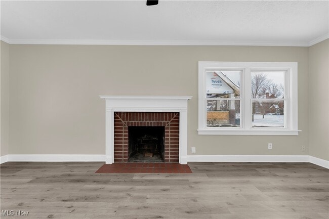 Building Photo - 239 E 214th St