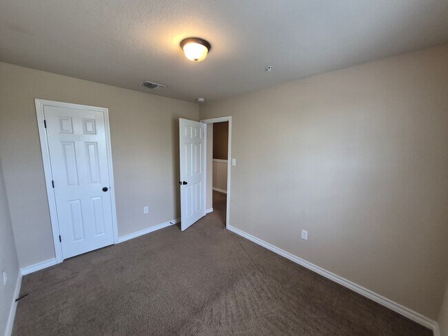 Building Photo - 6309 Attucks Ln