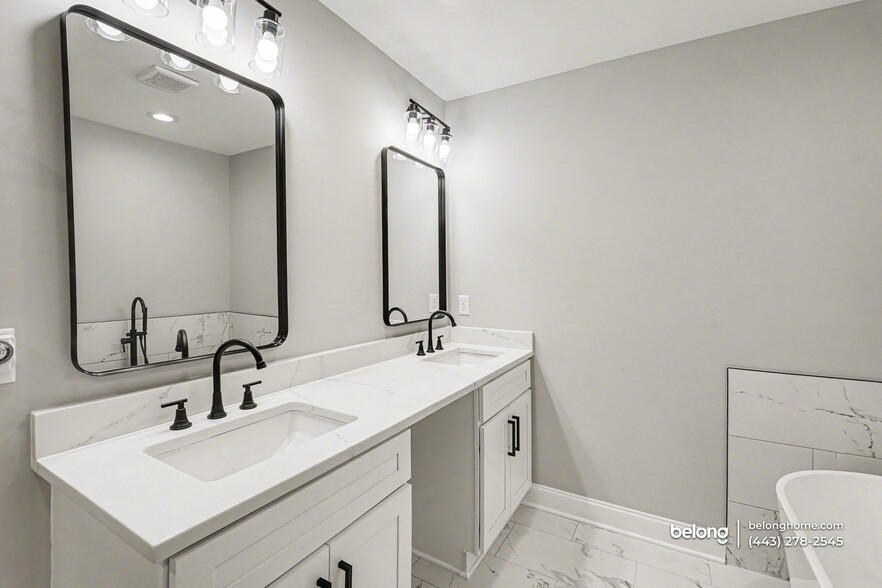 Building Photo - 8478 Garden Rd