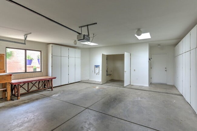 Building Photo - San Ignacio Vistas - Green Valley (Age Restricted community, at least one person must be 55 or ol...
