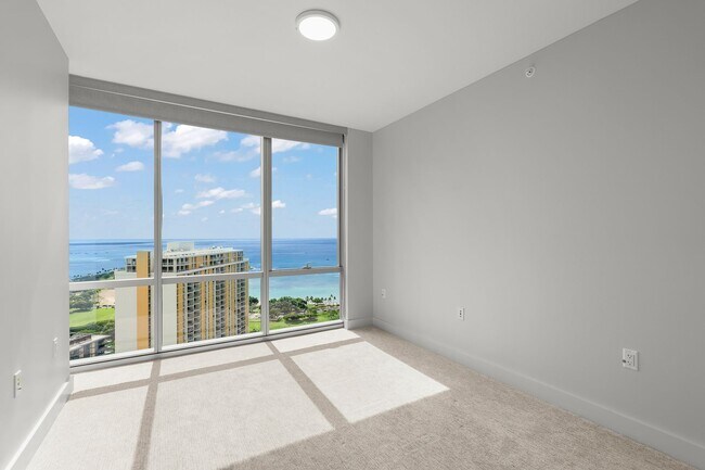 Building Photo - Beautiful Ocean View 2-Bedroom / 2-Bathroo...