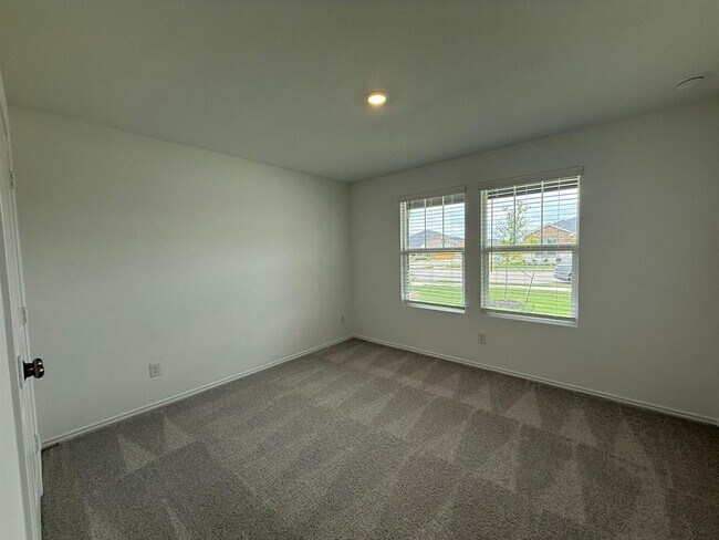Building Photo - 114 Rodney Boat Rd