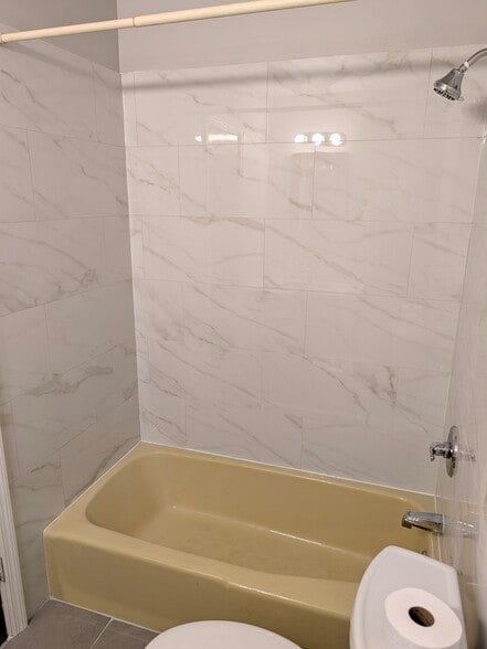 New bathroom - 3916 62nd St