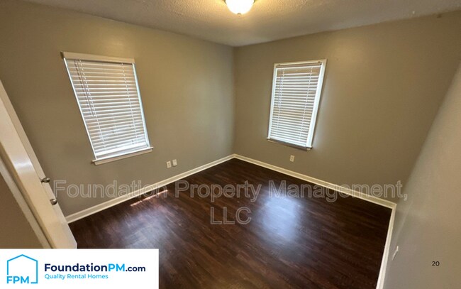 Building Photo - 2564 Lynnfield Rd
