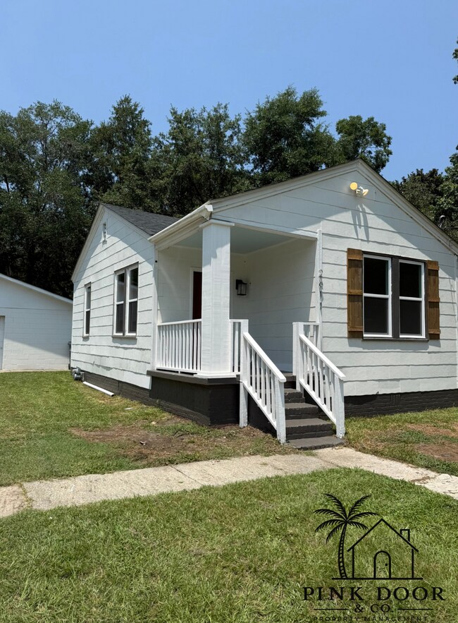 Building Photo - 2611 Ranger Dr