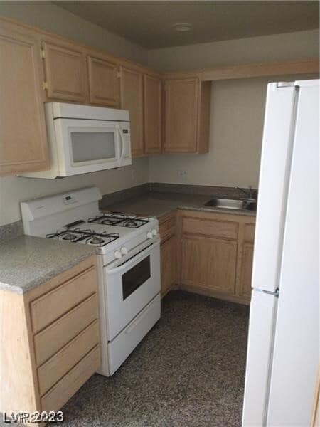 Building Photo - 5273 Wave Dancer Ln