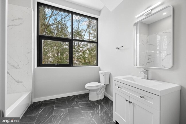 Building Photo - 36 N Narberth Ave