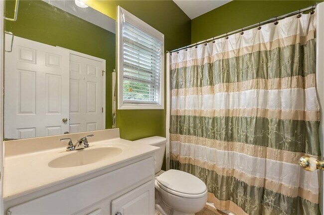 Building Photo - 6277 Vinings Vintage Dr SE