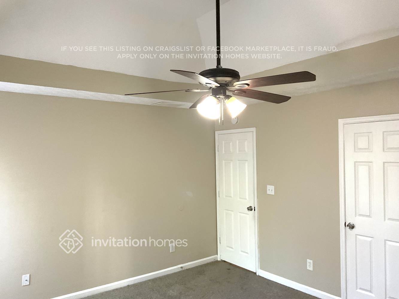 Building Photo - 552 Horseshoe Cir