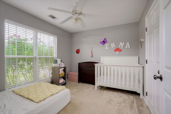 Building Photo - 4516 Logans Way