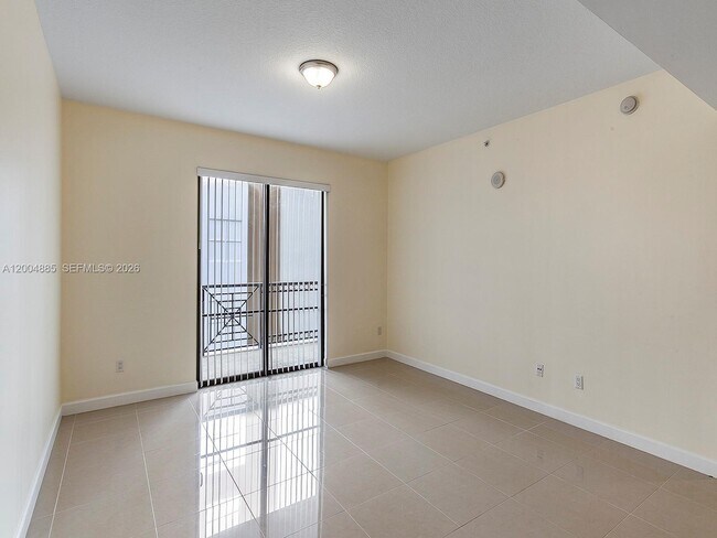 Building Photo - 8390 SW 72nd Ave