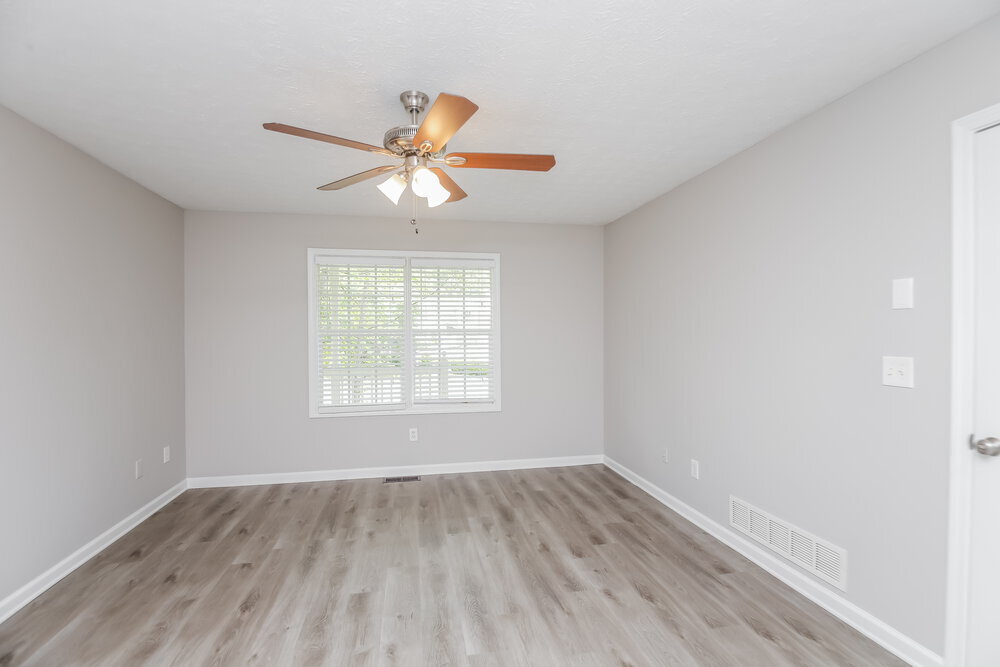 Building Photo - 565 Bridge Grove