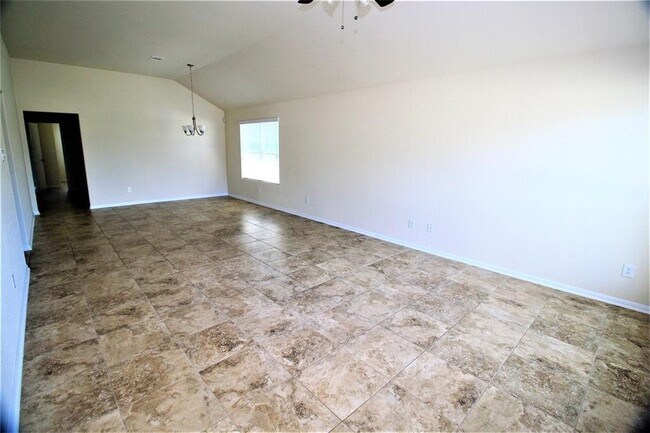 Building Photo - 16715 Lark Bunting Ln