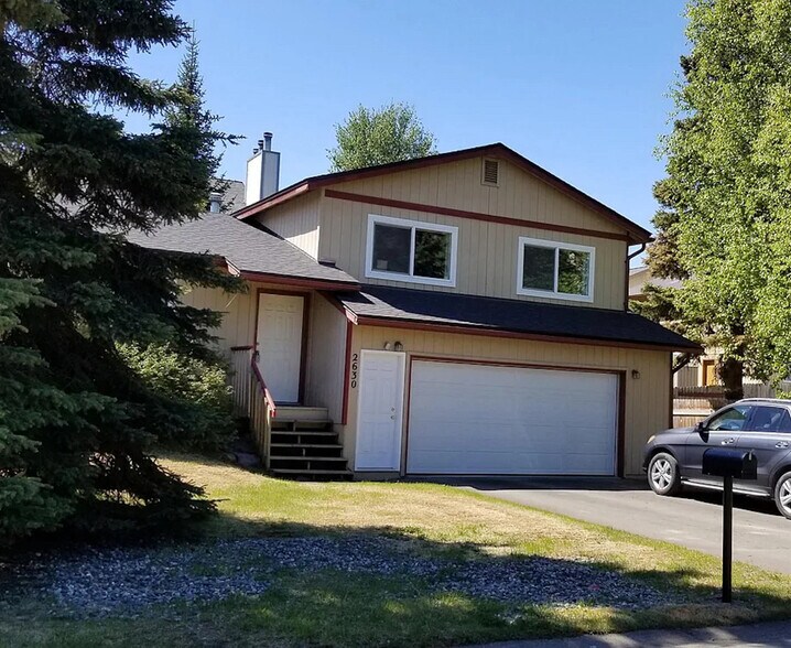 Primary Photo - 2630 Klamath Dr