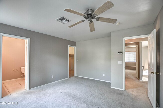 Building Photo - 6660 E Riverdale St