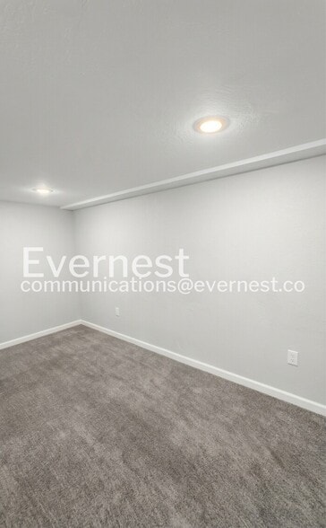 Building Photo - 4185 S Inca St