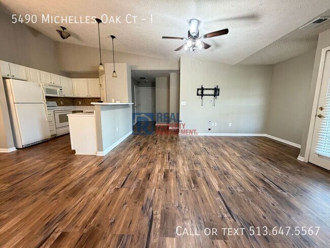 Building Photo - 5490 Michelles Oak Ct