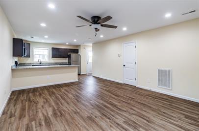 Building Photo - 932 Warrior Hill Dr