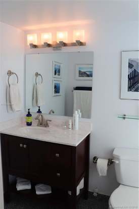 Building Photo - 6801 Indian Creek Dr