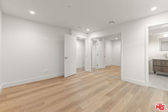 Building Photo - 1750 N Van Ness Ave