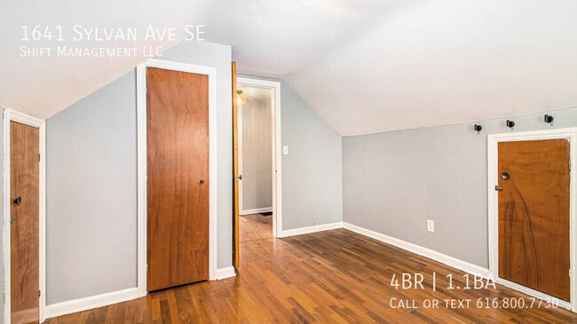 Building Photo - 1641 Sylvan Ave SE