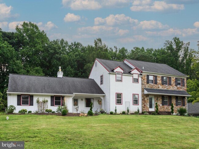 Building Photo - 612 Bough Rd