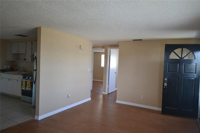 Building Photo - 2143 Chatlin Rd