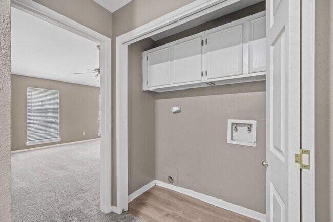 Building Photo - 7716 Challie Ln
