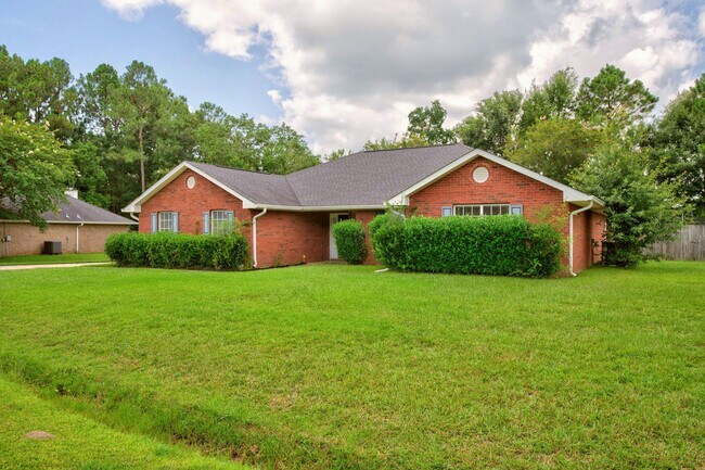 Building Photo - 11321 Peyton Dr
