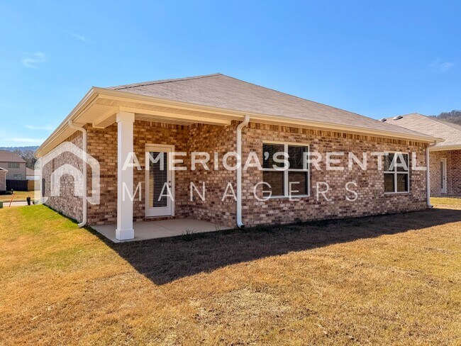 Building Photo - New Construction Home for Rent in Owens Cross Roads, AL!