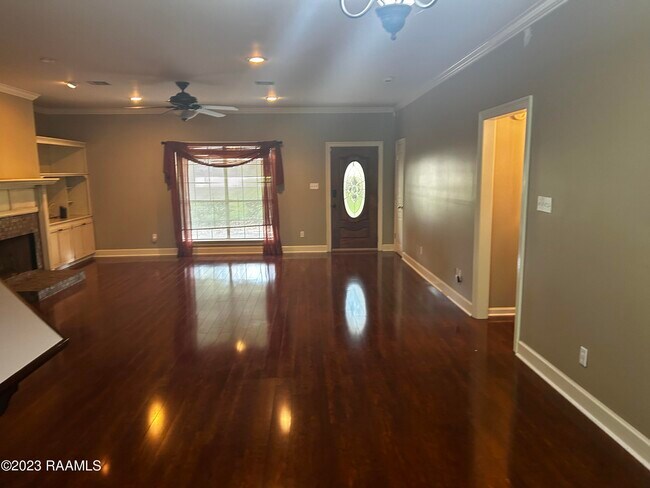 Building Photo - 703 Lexington Pkwy