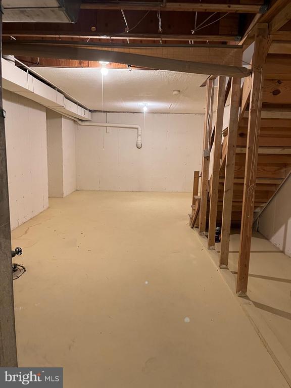 Building Photo - 1533 Oronoco St