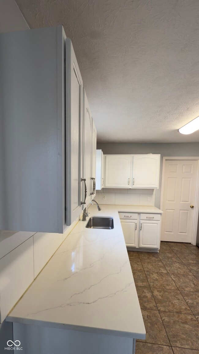 Building Photo - 5064 Gunston Ln