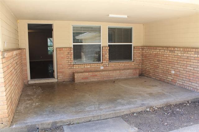 Building Photo - 809 W Northgate Dr